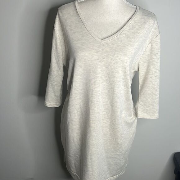 Women’s Tart Size Small Cream Longsleeve Top - Picture 1 of 6